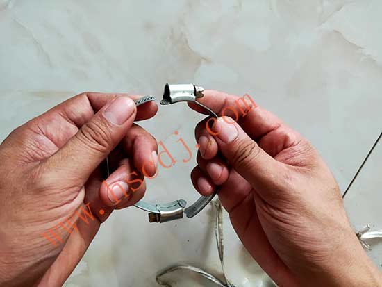 喉箍規(guī)格太小可首尾相連進行擴大規(guī)格